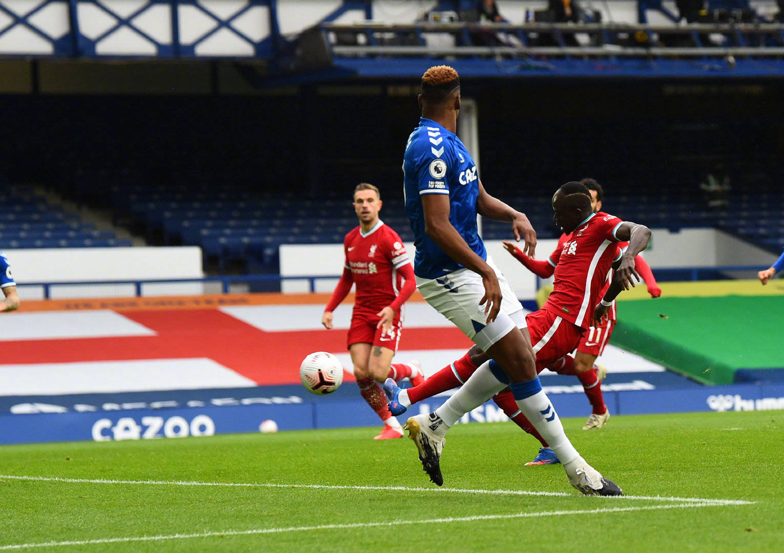 但他们在比 但他们在比