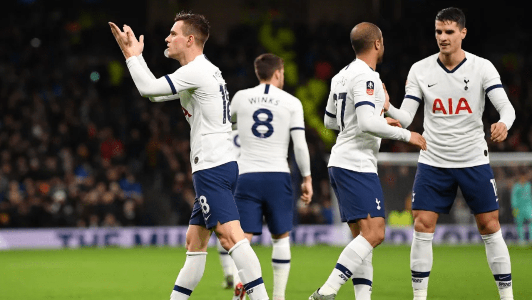 球迷们的呐 球迷们的呐